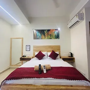 https://rainbow-rooms.kerala-hotels.net