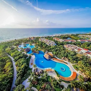 https://valentin-imperial-maya.quintano-roohotels.com